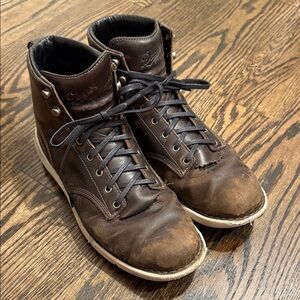 Danner Men's Dark Brown Leather Chukka Boots with Black Laces